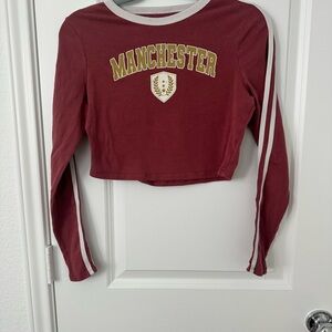 Aeropostale Women’s “Manchester” Long Sleeve Graphic Crop Top